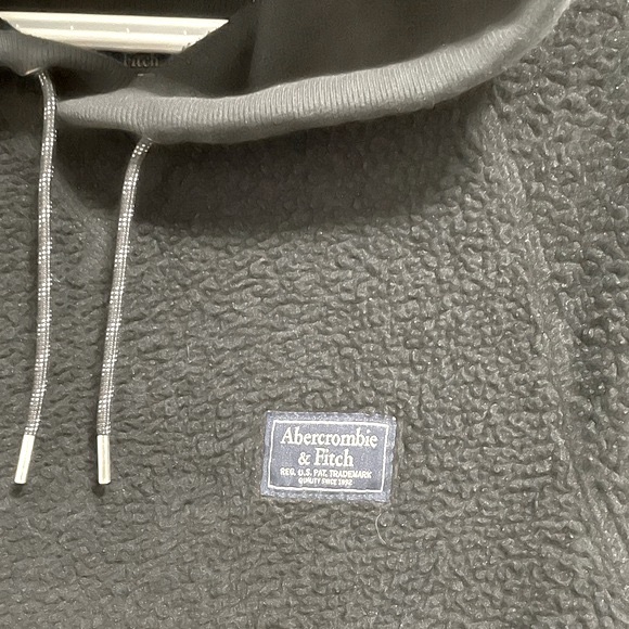 Size XL Abercrombie & Fitch Sherpa Fleece hoodie in black - Picture 3 of 4